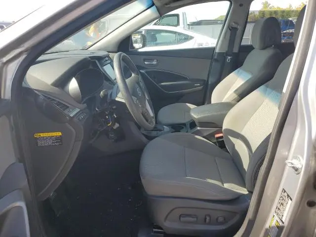 2017 HYUNDAI SANTA FE SE  