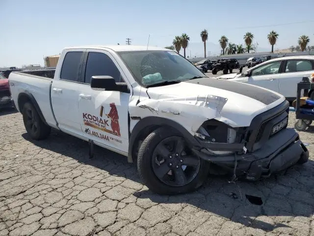 2019 RAM 1500 CLASSIC SLT  
