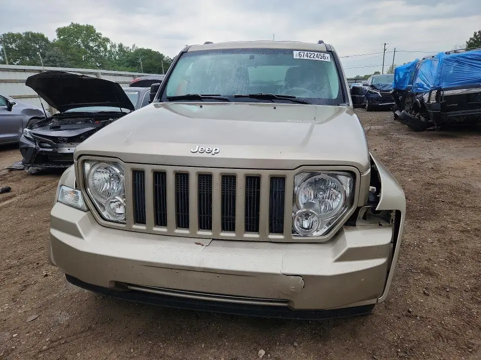 2011 JEEP LIBERTY SPORT  