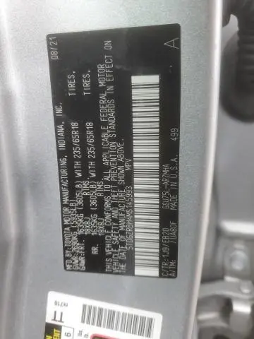 2021 TOYOTA HIGHLANDER XLE  