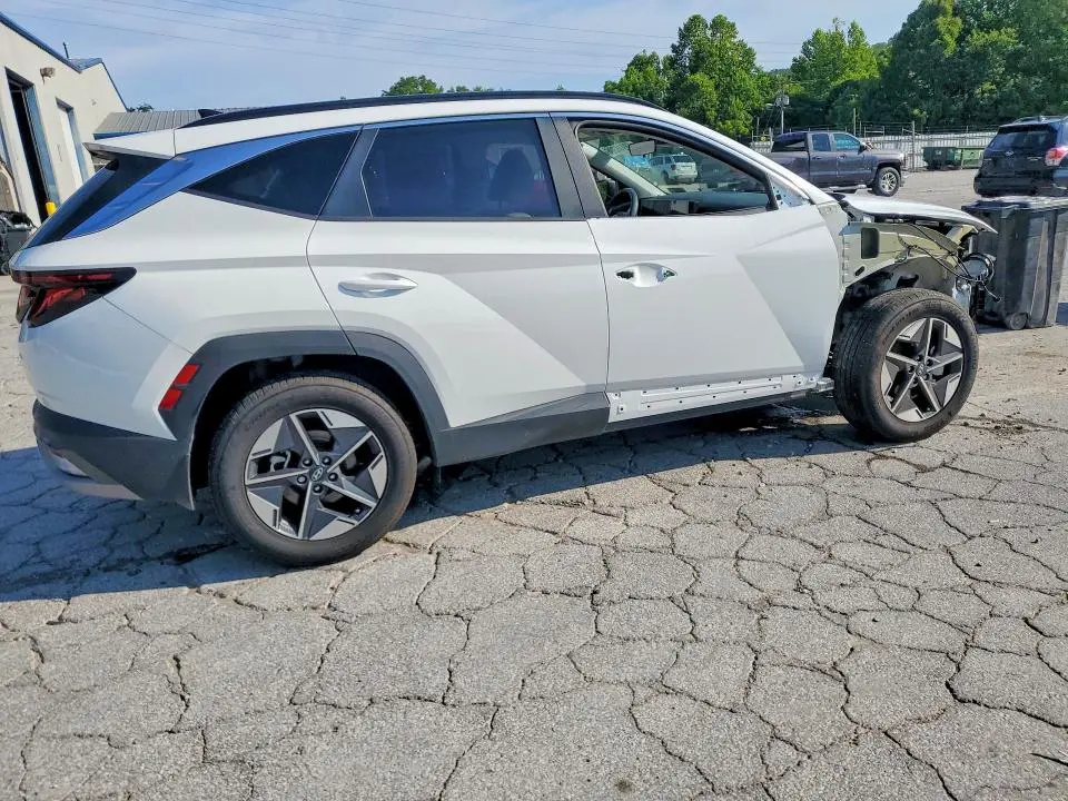 2025 HYUNDAI TUCSON SEL  