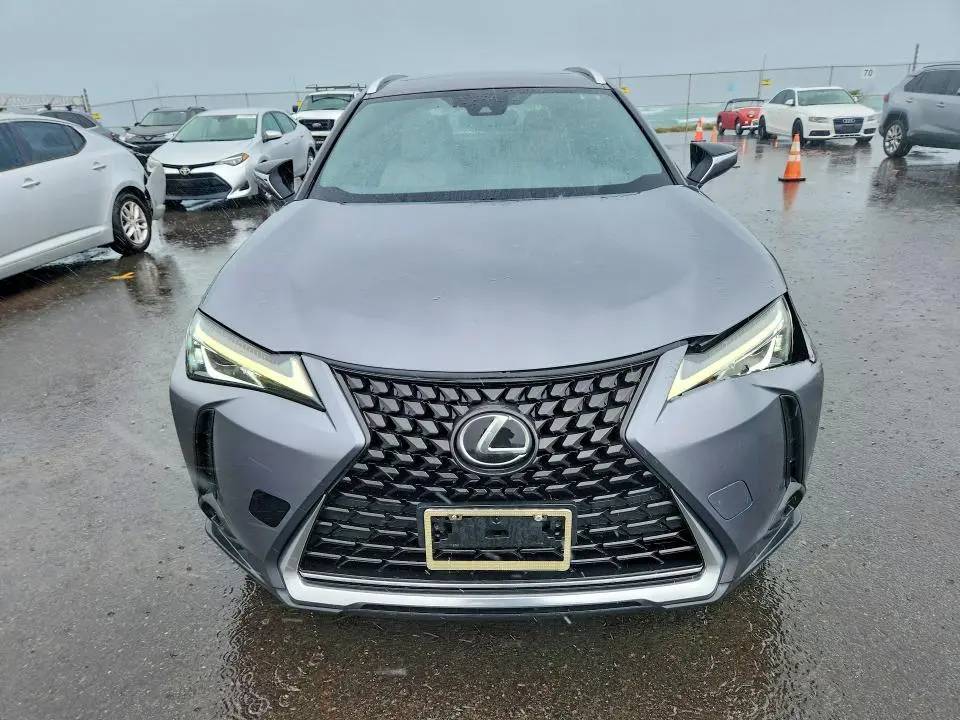 2019 LEXUS UX 200 BASE  