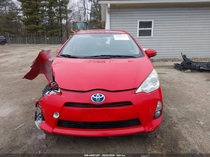2013 TOYOTA PRIUS C FOUR