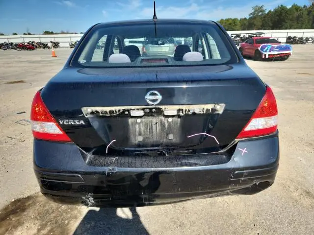 2011 NISSAN VERSA S  