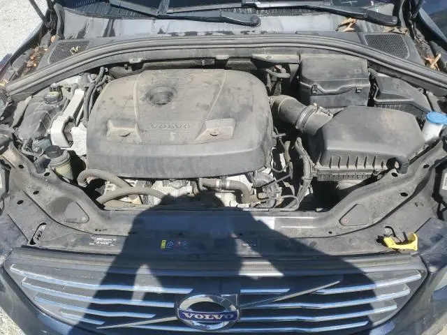 2017 VOLVO XC60 T5 INSCRIPTION  