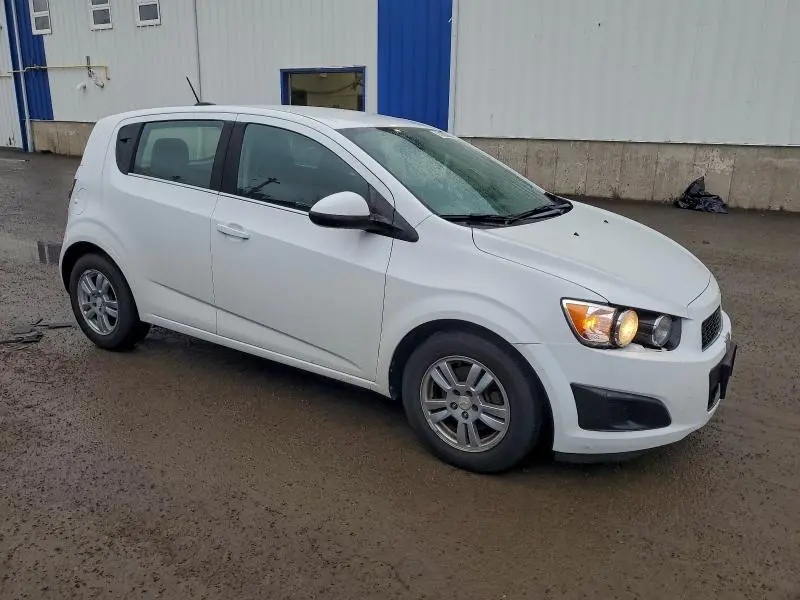 2016 CHEVROLET SONIC LT  