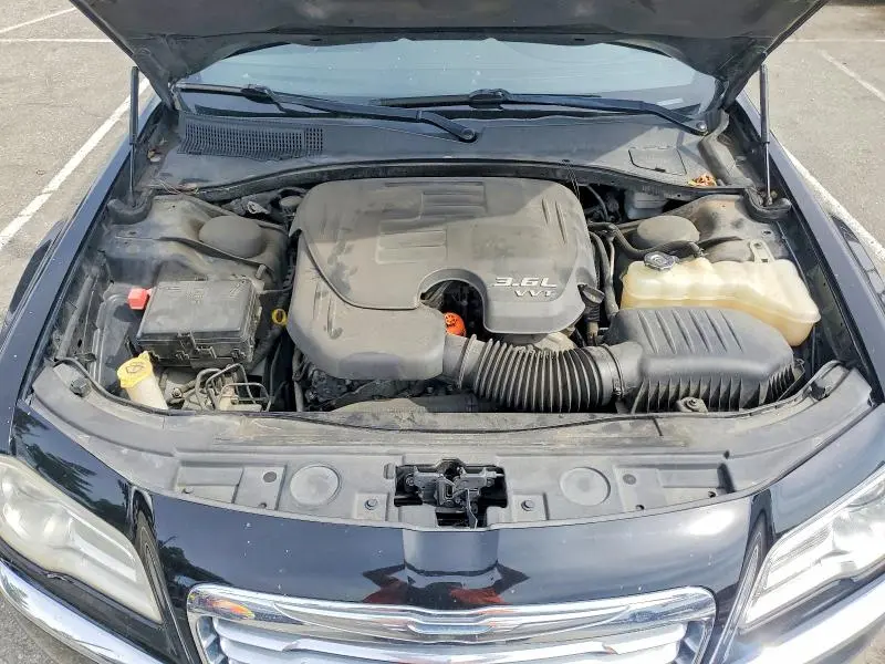 2012 CHRYSLER 300   