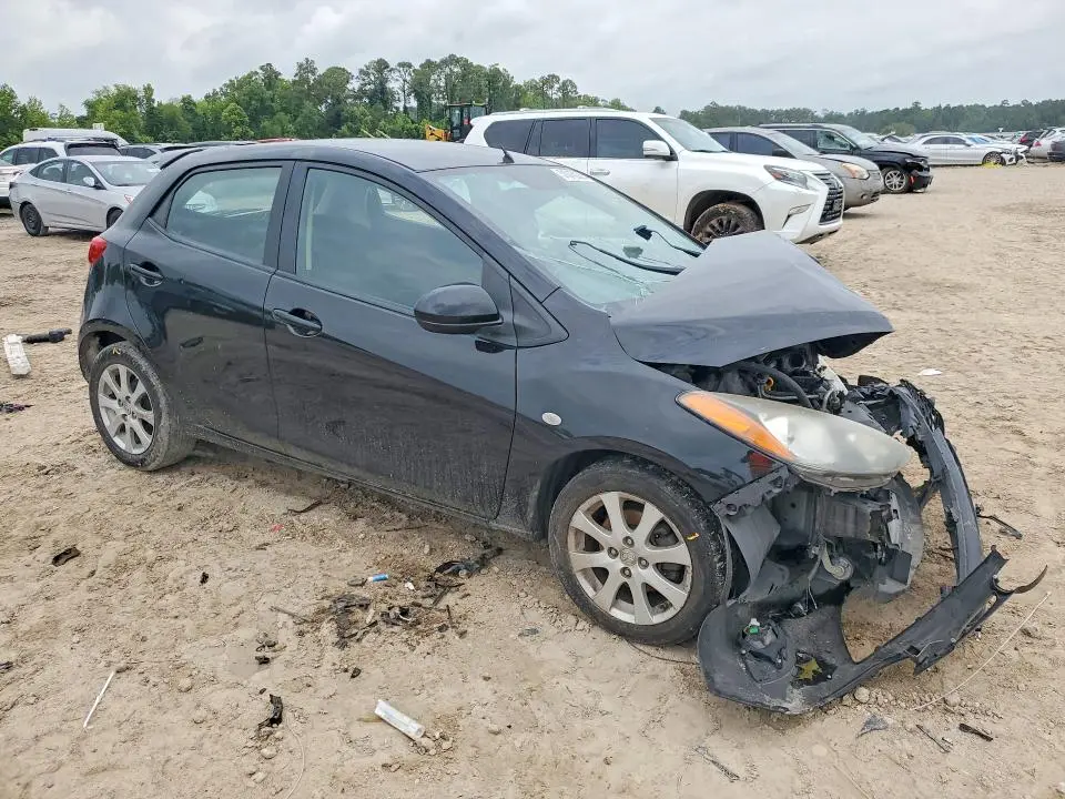 2012 MAZDA MAZDA2   