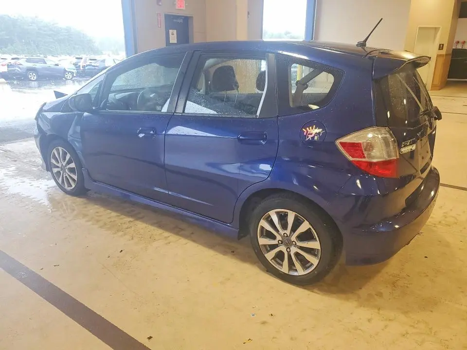 2013 HONDA FIT SPORT  