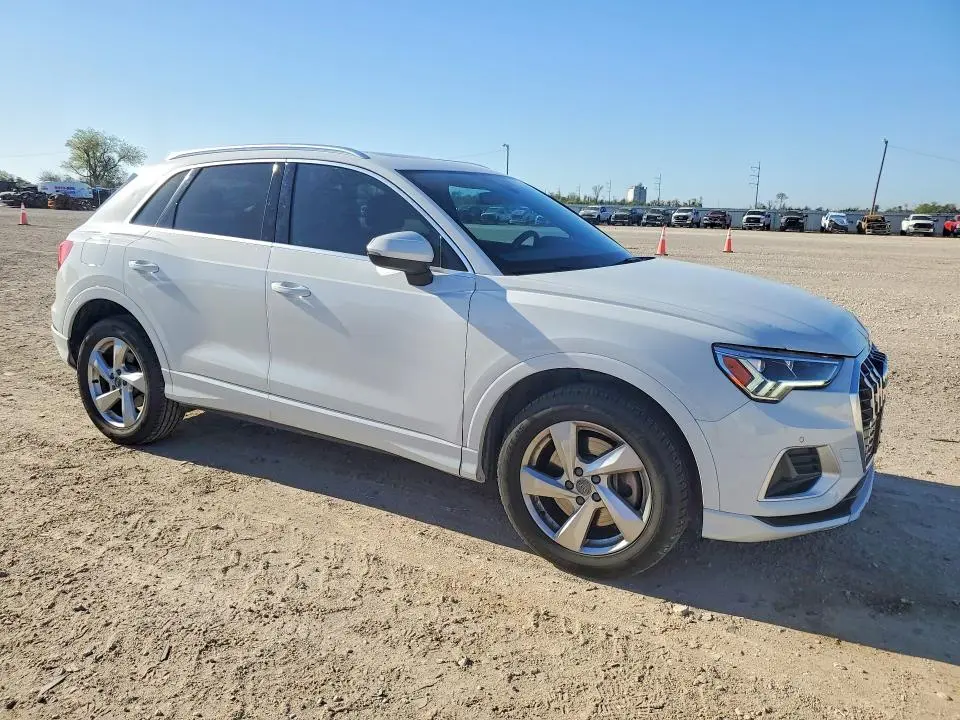 2020 AUDI Q3 PREMIUM PLUS  