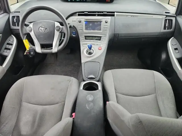 2012 TOYOTA PRIUS PLUG-IN   