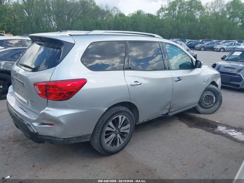 2017 NISSAN PATHFINDER SV