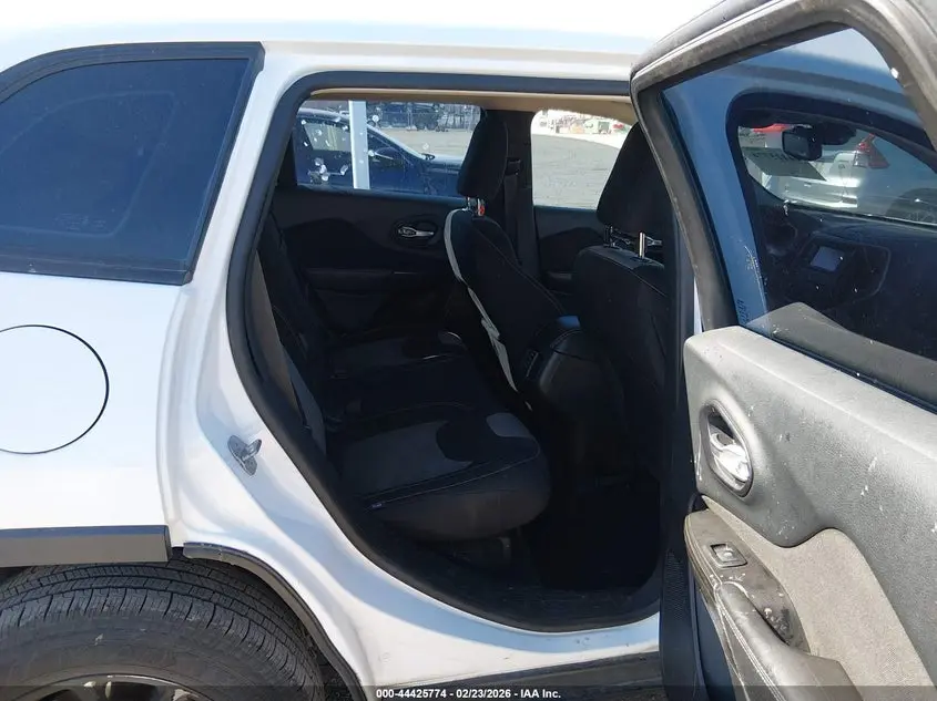 2014 JEEP CHEROKEE SPORT