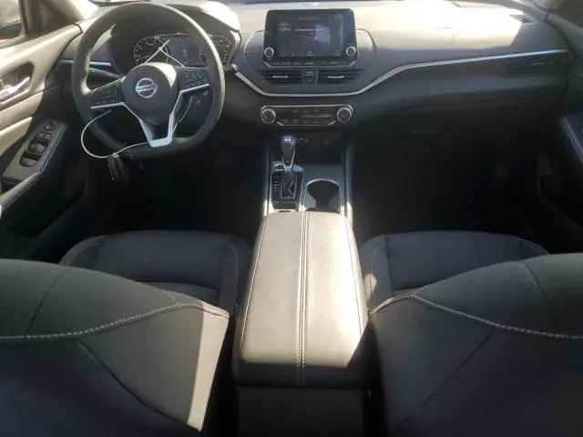 2022 NISSAN ALTIMA SV  