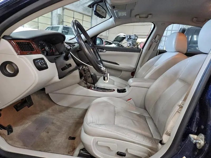 2011 CHEVROLET IMPALA LT  