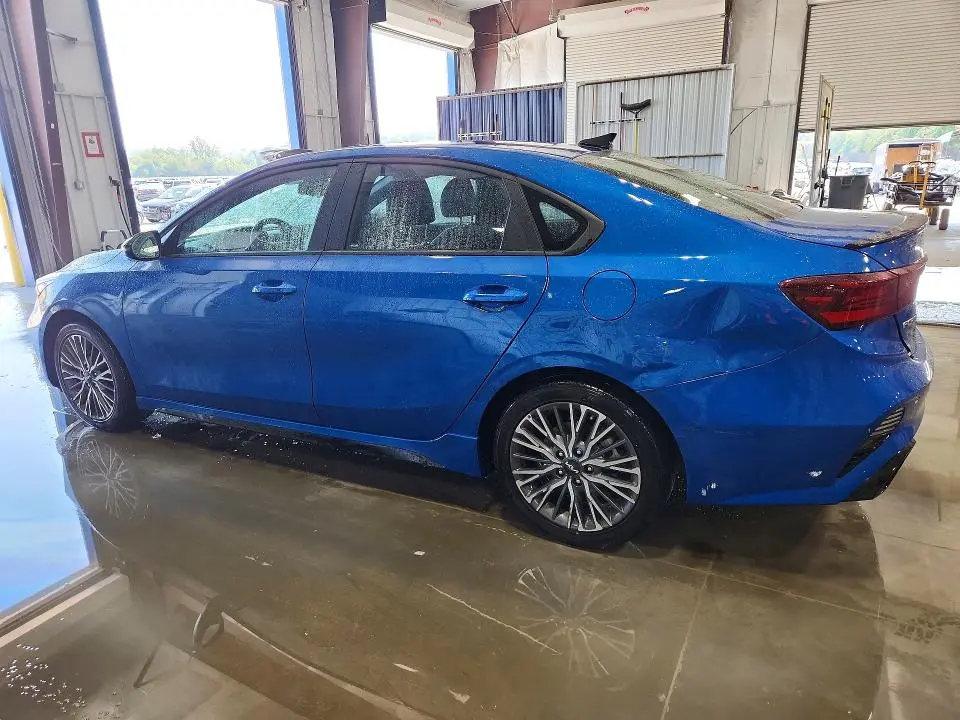 2023 KIA FORTE GT LINE  
