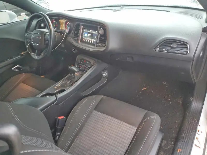 2023 DODGE CHALLENGER SXT  