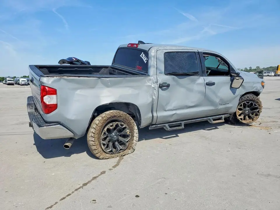 2020 TOYOTA TUNDRA SR5  