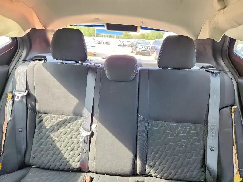 2022 NISSAN KICKS S  