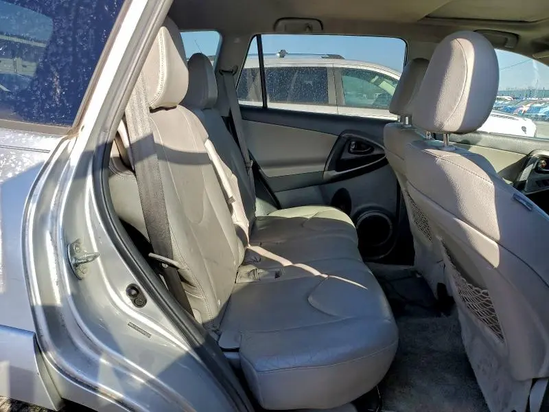 2011 TOYOTA RAV4 LIMITED  