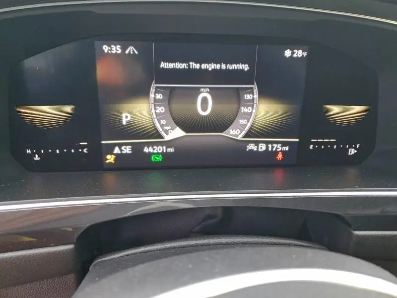 2022 VOLKSWAGEN TIGUAN SE R-LINE BLACK  