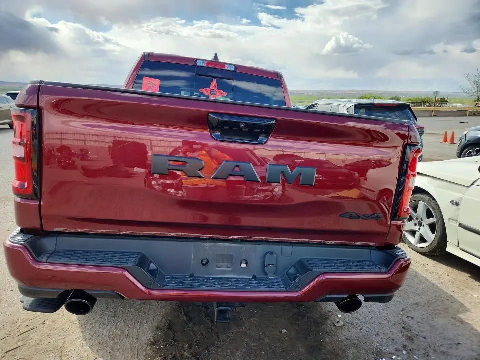 2025 RAM 1500 TRADESMAN  