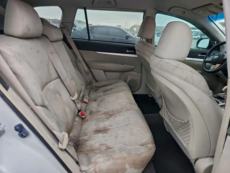 2011 SUBARU OUTBACK 2.5I PREMIUM  