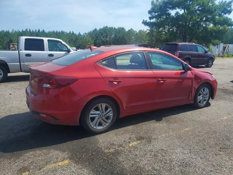 2019 HYUNDAI ELANTRA SEL  