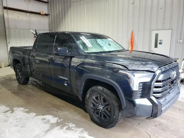 2023 TOYOTA TUNDRA CREWMAX SR5  