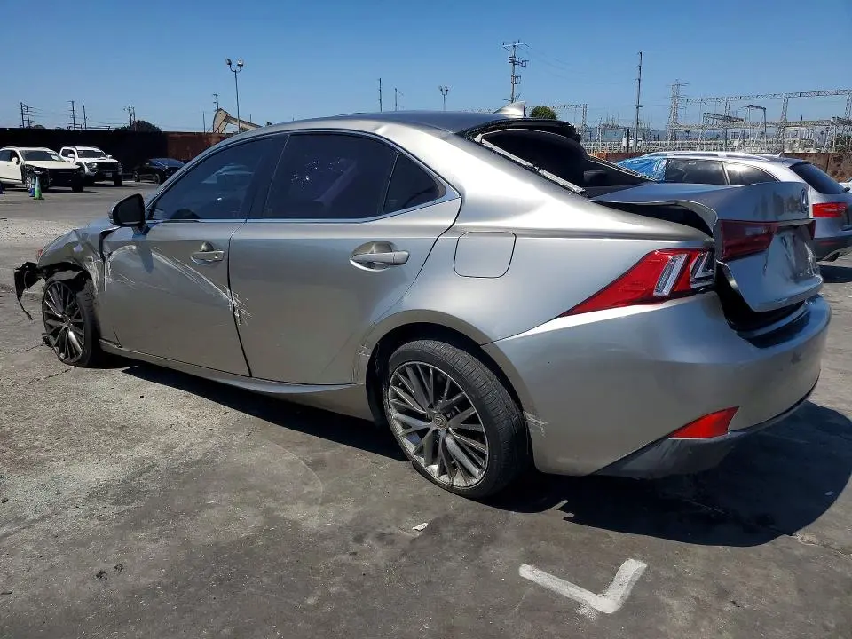 2016 LEXUS IS 200T  