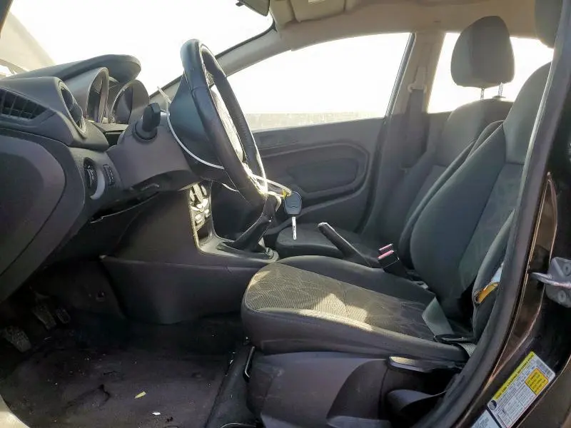 2013 FORD FIESTA SE  