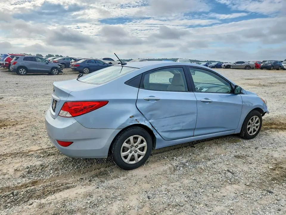 2013 HYUNDAI ACCENT GLS  