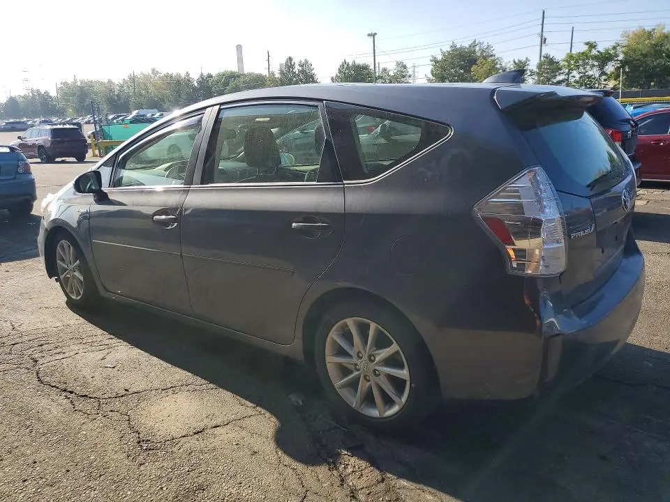 2013 TOYOTA PRIUS V FIVE  