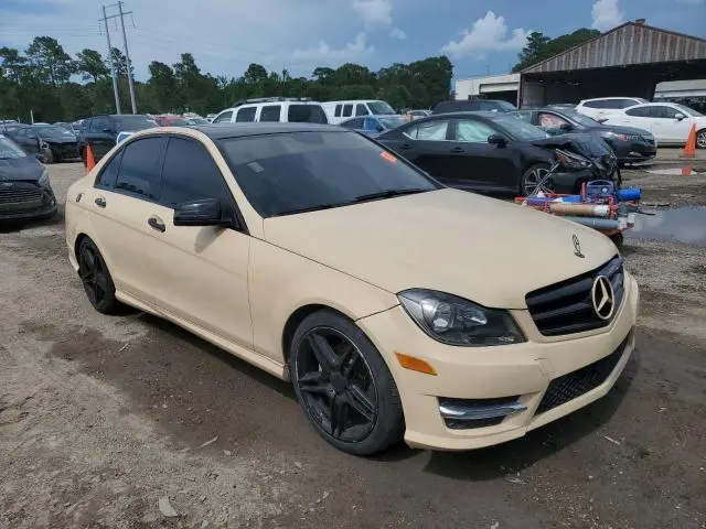 2013 MERCEDES-BENZ C 250  