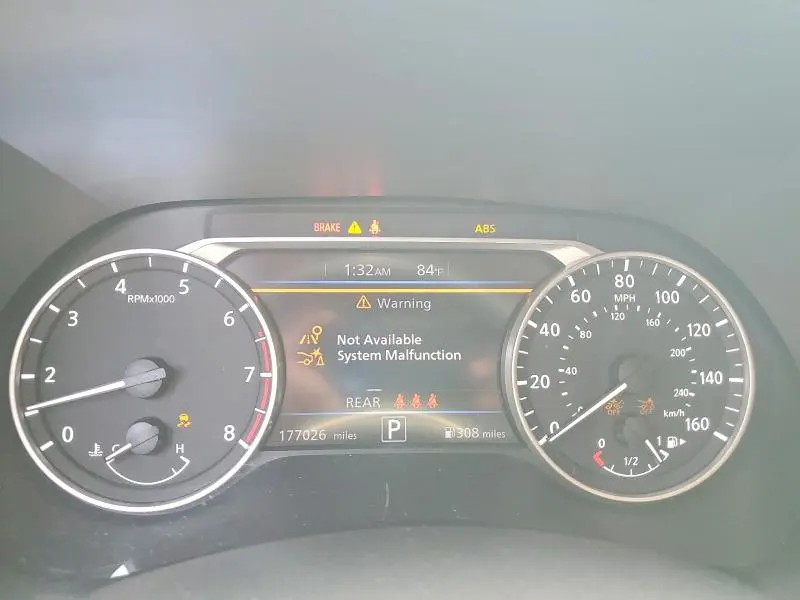2020 NISSAN SENTRA SR  