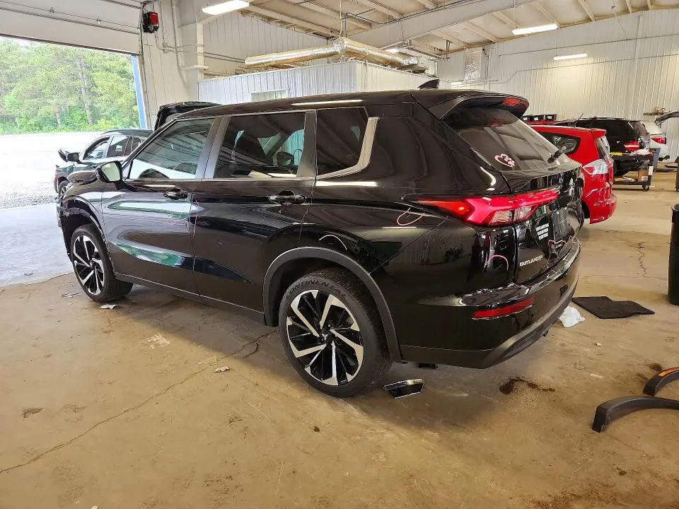 2022 MITSUBISHI OUTLANDER ES  