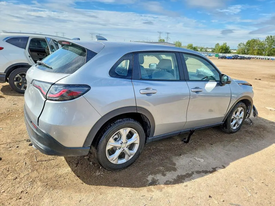 2025 HONDA HR-V LX  