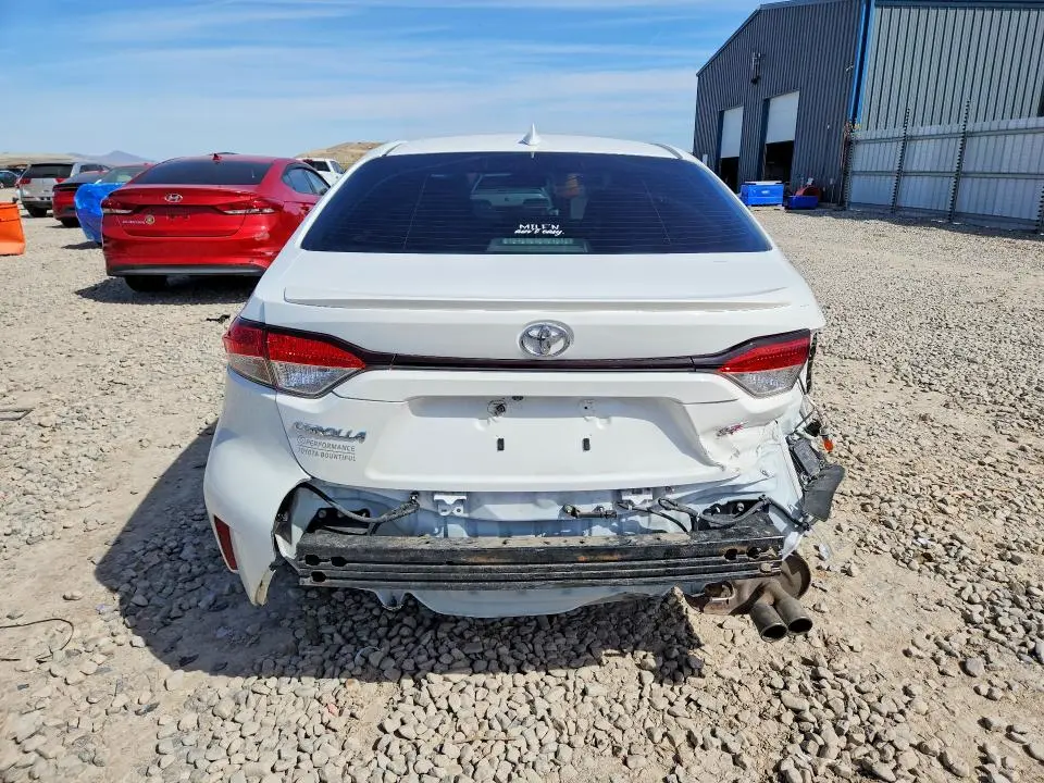 2021 TOYOTA COROLLA SE  