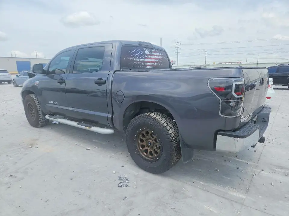 2011 TOYOTA TUNDRA   