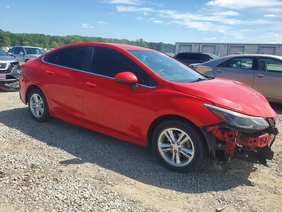 2017 CHEVROLET CRUZE LT  