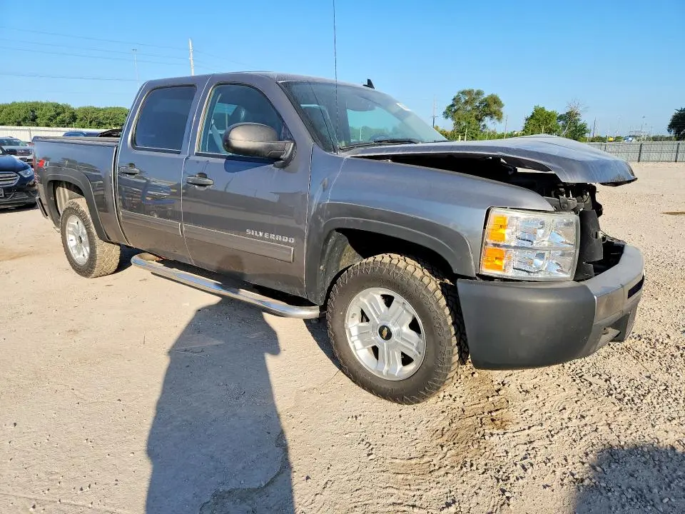 2013 CHEVROLET SILVERADO   
