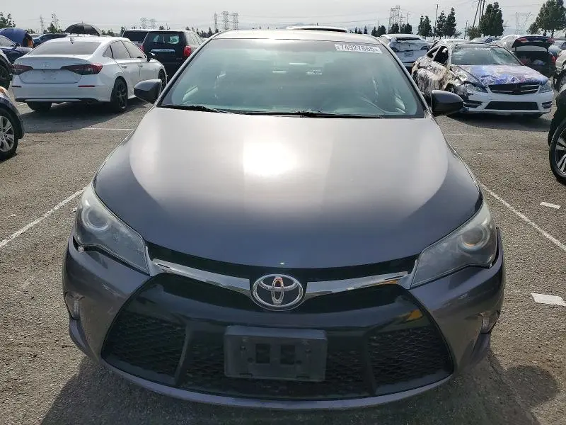 2017 TOYOTA CAMRY LE  