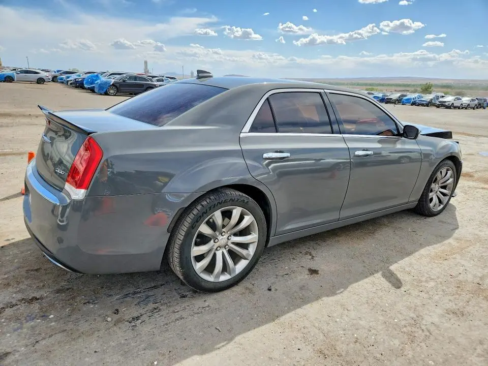 2018 CHRYSLER 300 LIMITED  