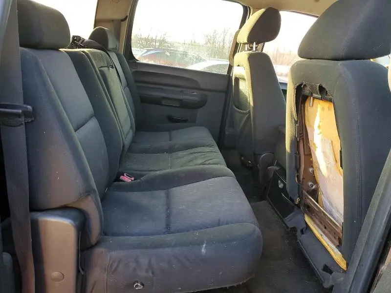 2011 CHEVROLET SILVERADO C1500 LT  