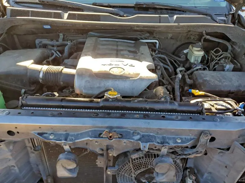 2010 TOYOTA SEQUOIA SR5  