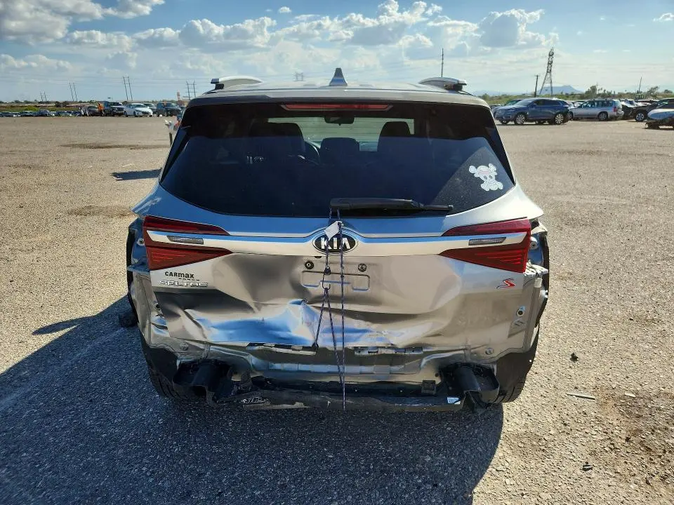 2021 KIA SELTOS S  