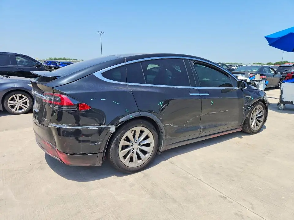 2017 TESLA MODEL X   