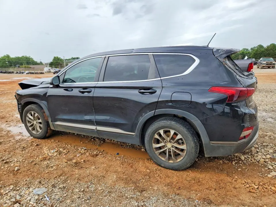 2019 HYUNDAI SANTA FE SE  