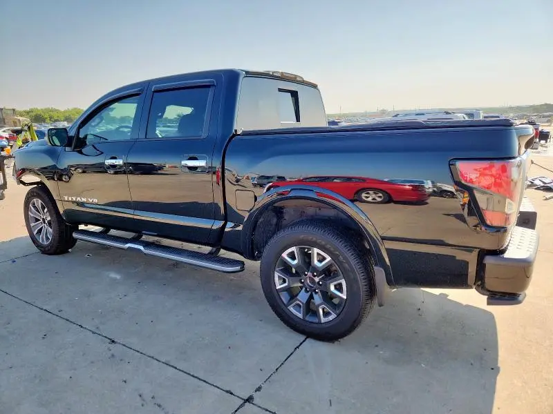 2020 NISSAN TITAN SV  