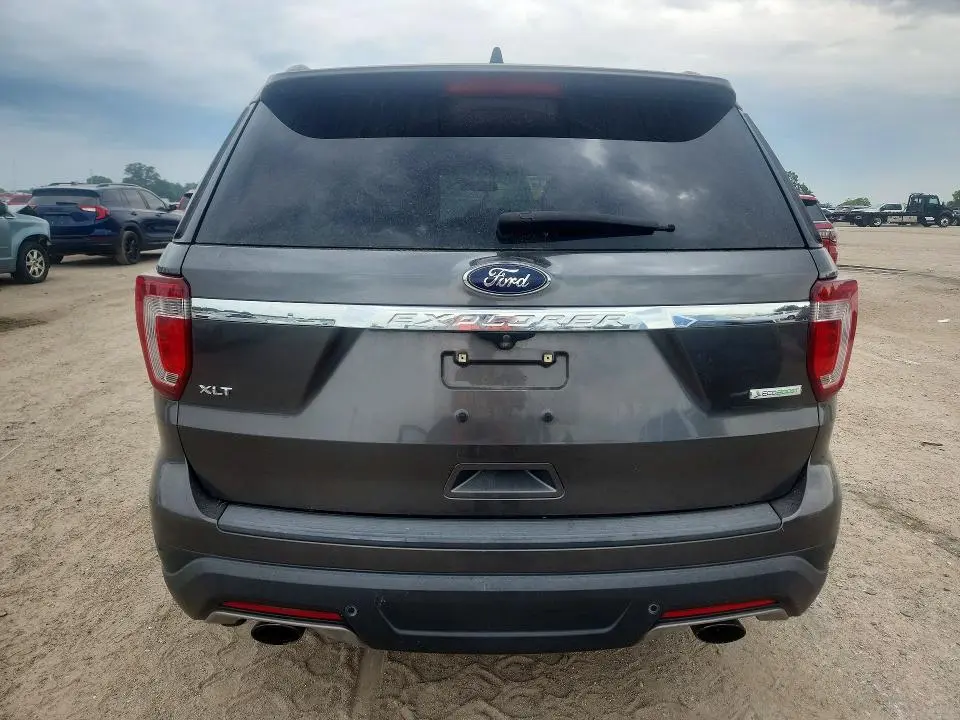 2019 FORD EXPLORER XLT  